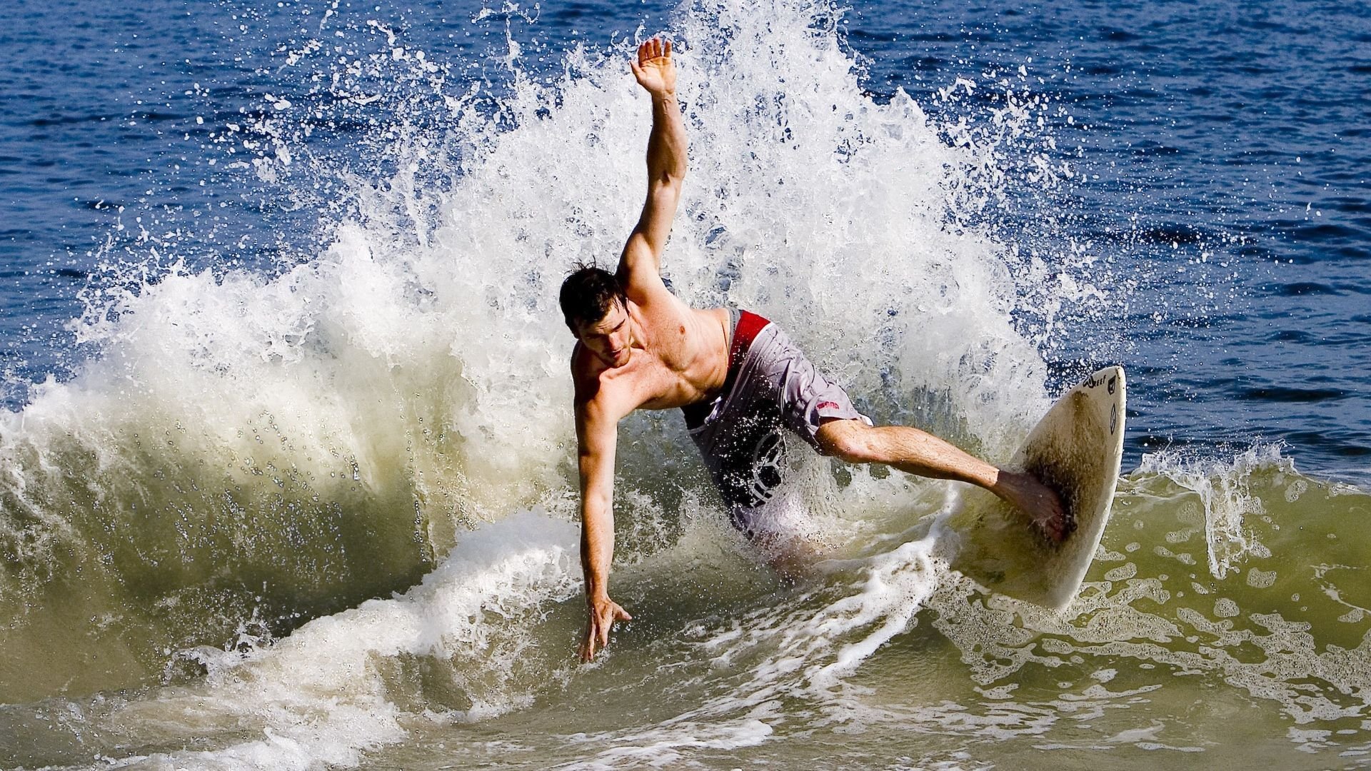 世界杯“零塑料球场”试点成功 可持续办赛理念获认可